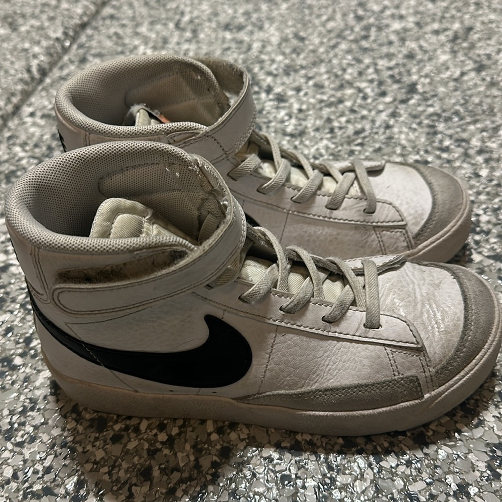 Nike - Hightop Sneakers Size 1.5